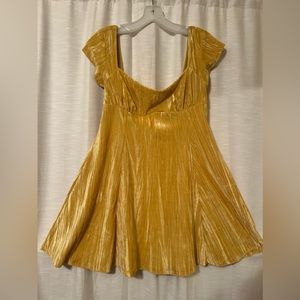 Velvet yellow dress